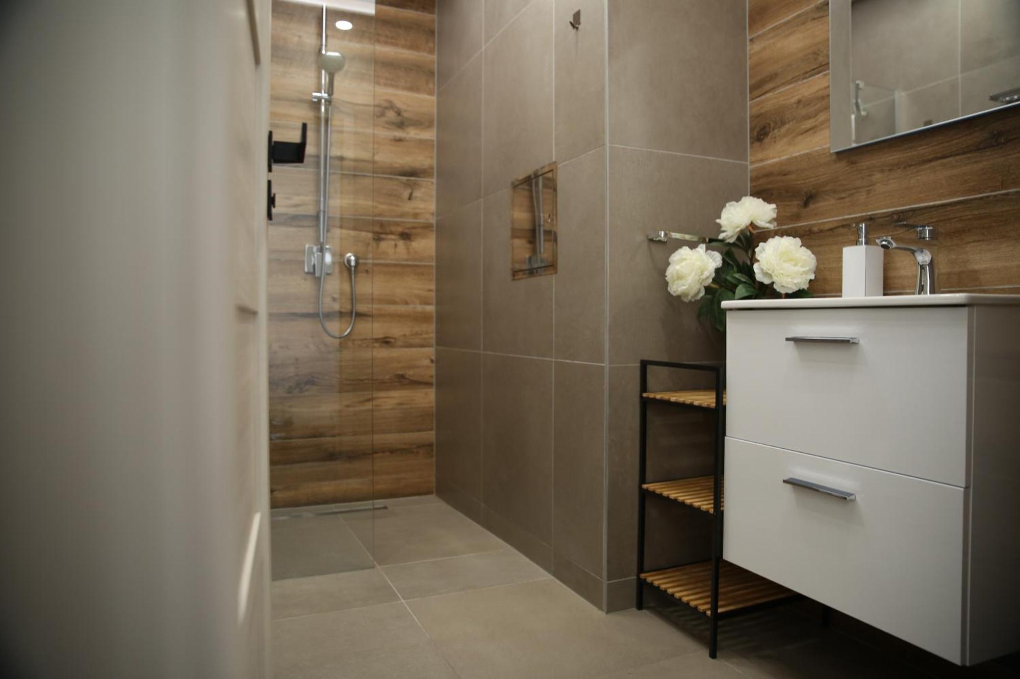 Apartman Pod Plesivcem Абертами Екстериор снимка